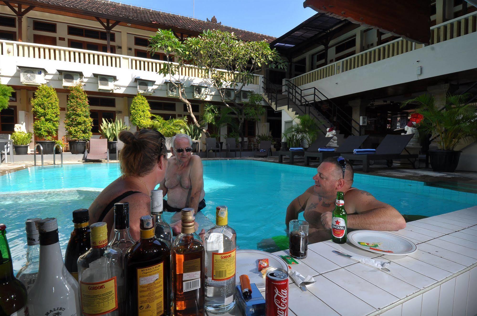Rosani Hotel Kuta  Luaran gambar